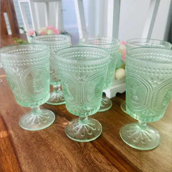Tabla Home Other - Tabla Home Set Of 6 Spring Green Bunny Footed Goblets 6
1/4" embossed Rare